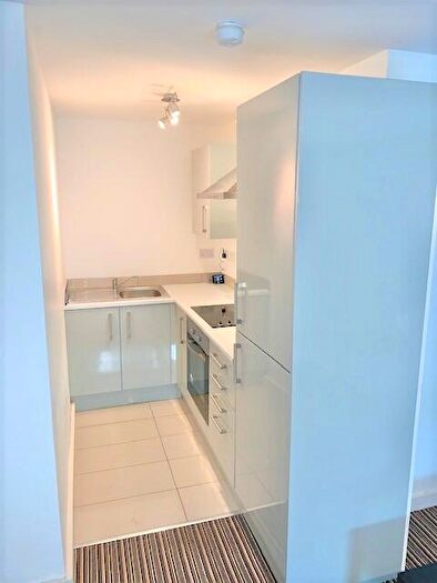 1 Bedroom Apartment To Rent In Richmond Road, Cardiff(City), CF24