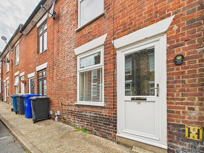 2 Bedroom Terraced House To Rent In Peckham Street, Bury St Edmunds, IP33