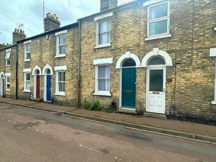 2 Bedroom Terraced House To Rent In Young Street, Cambridge, CB1