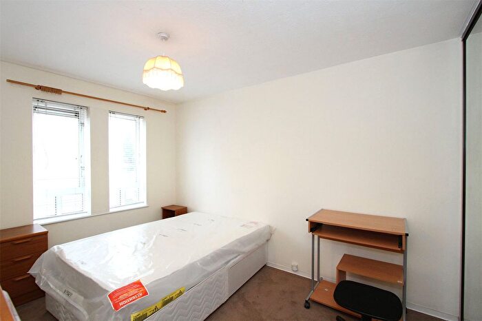 1 Bedroom Flat To Rent In Ashvale Court, City Centre, Aberdeen, AB10