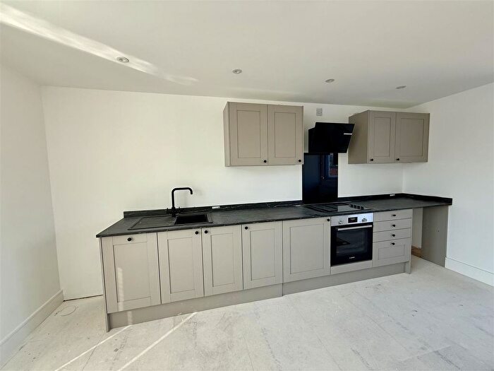 2 Bedroom Flat To Rent In St. Leonards Road, Eastbourne, BN21