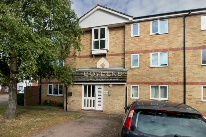 2 Bedroom Flat To Rent In Marks Tey, Colchester, Essex, CO6