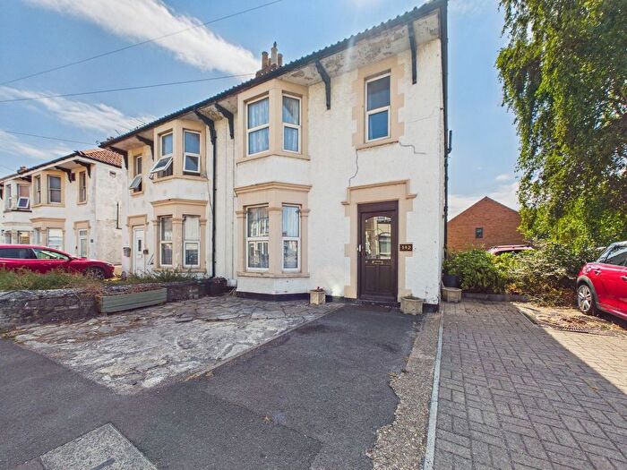 3 Bedroom Semi-Detached House For Sale In Locking Road, Weston-Super-Mare, BS23