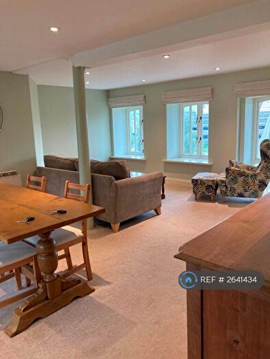 2 Bedroom Flat To Rent In Waterfront House, Bath, BA2