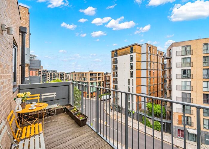 3 Bedroom Apartment For Sale In Boswell Court, Charcot Road, Colindale, NW9