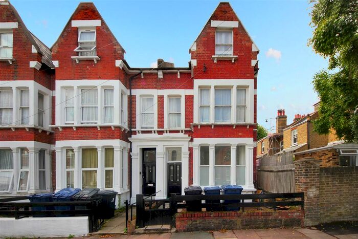 1 Bedroom Flat To Rent In Essex Road, London, W3
