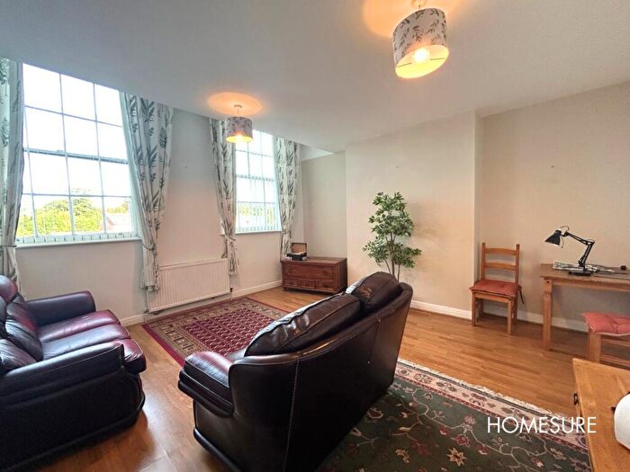 1 Bedroom Flat To Rent In Oakhouse Park, Walton, L9