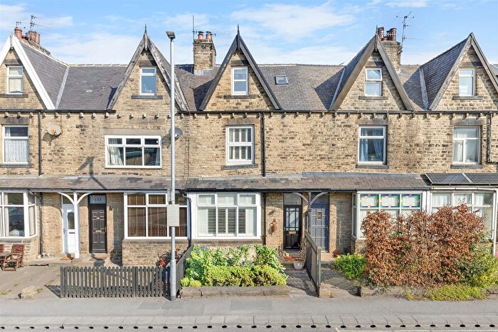 Property For Sale In Leeds Road, Ilkley, LS29