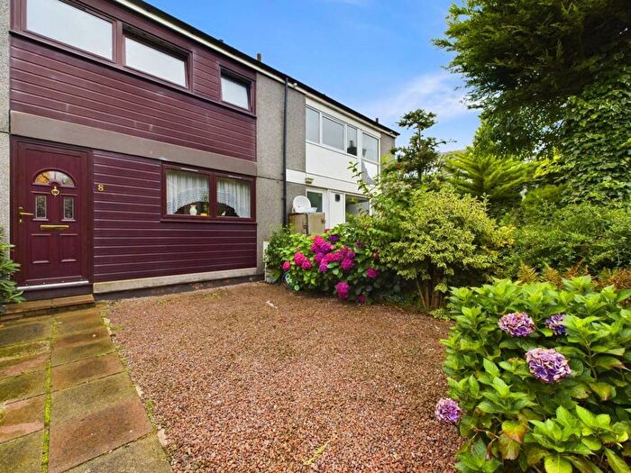 3 Bedroom Terraced House For Sale In Orchard Place, Aberdeen, AB24