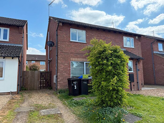 2 Bedroom Flat To Rent In Martel Close, Duston, Northampton, NN5