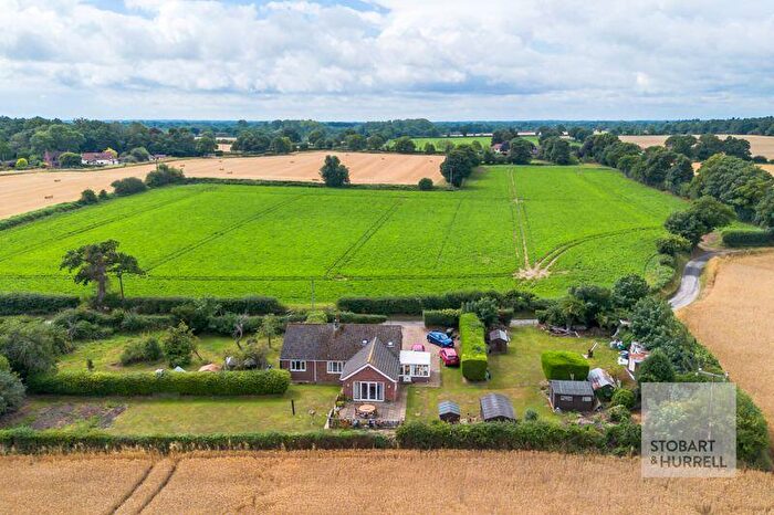2 Bedroom Bungalow For Sale In The Beeches, Pennygate, Barton Turf, Norfolk, NR12