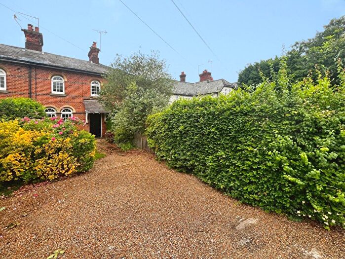 2 Bedroom Terraced House For Sale In Ray Mill Road East, Maidenhead, Berkshire, SL6
