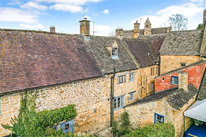 2 Bedroom Terraced House For Sale In Broad Entry, Lower High Street, Chipping Campden, Gloucestershire, GL55