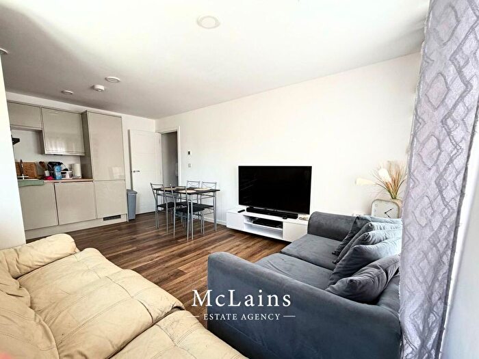2 Bedroom Flat To Rent In North Street, Luton, LU2