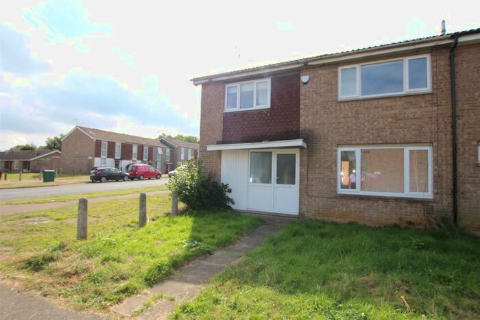 5 Bedroom Property To Rent In Thorn Hill, Northampton, NN4