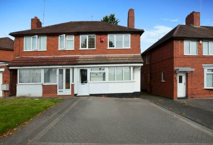 3 Bedroom Semi-Detached House To Rent In Wingfield Road, Great Barr, Birmingham, B42