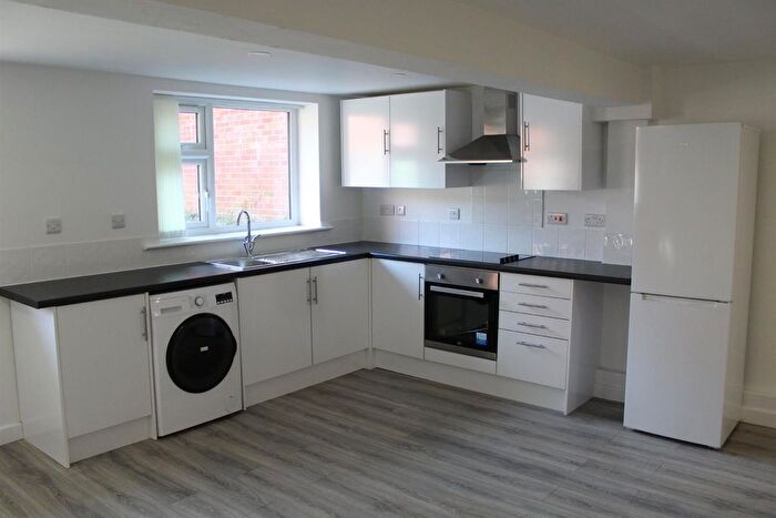 1 Bedroom Flat To Rent In Cox's Lane, Southampton, SO19