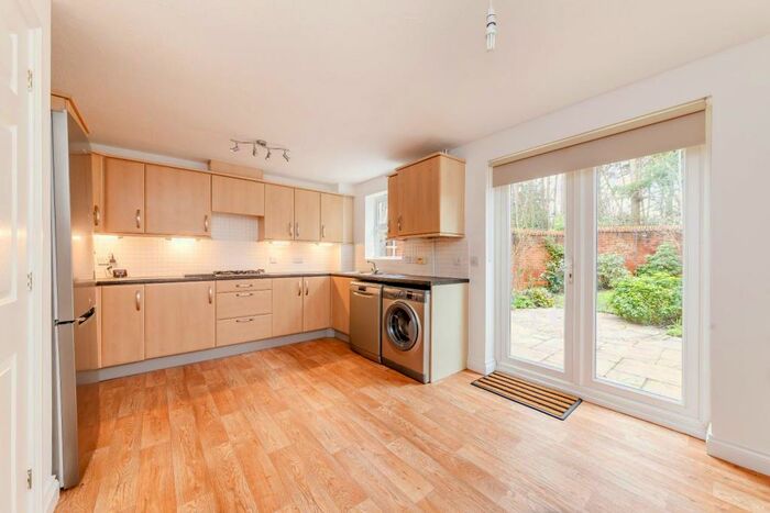 3 Bedroom Semi-Detached House To Rent In King John Street, Fleet, GU51