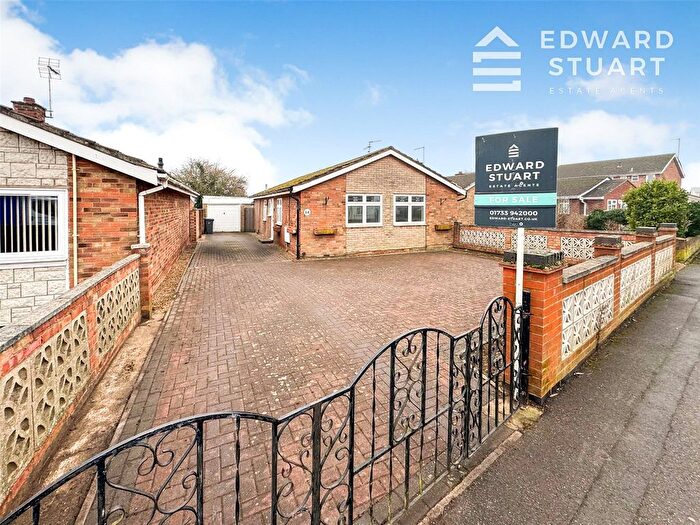 3 Bedroom Bungalow For Sale In Coneygree Road, Peterborough, Cambridgeshire, PE2