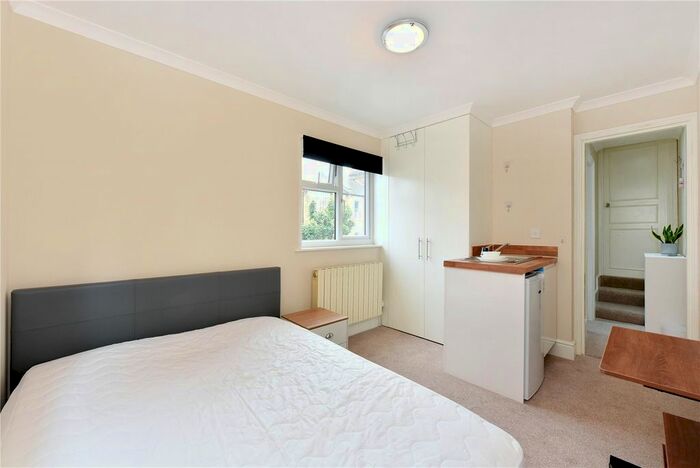 Studio To Rent In Tradescant Road, Battersea, London, SW8