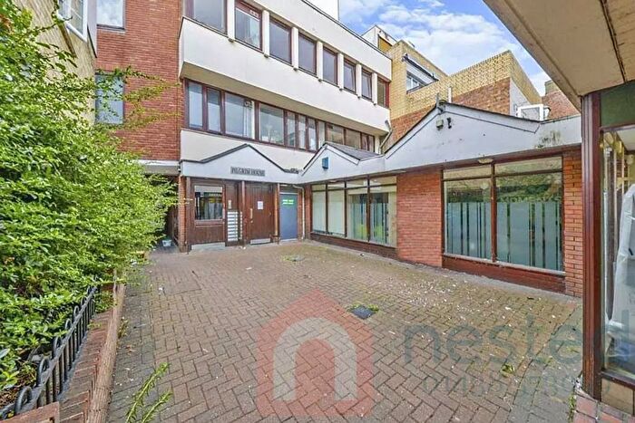 Studio For Sale In Evron Place, Pilgrim House Evron Place, SG14