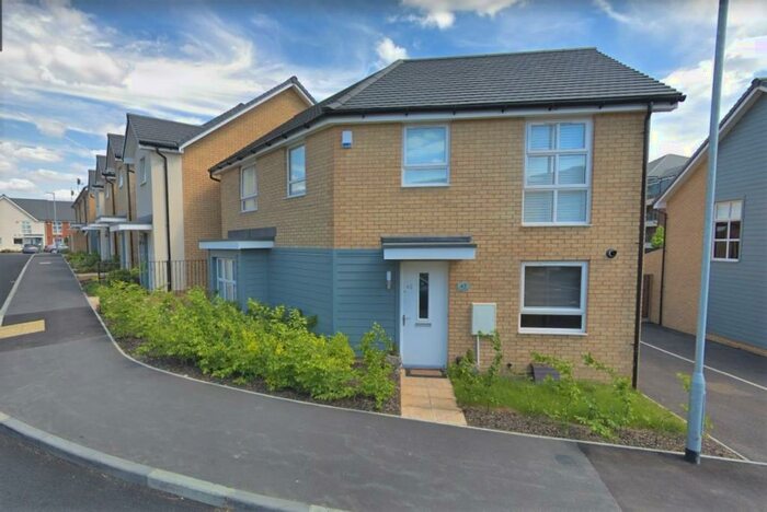 3 Bedroom Detached House To Rent In Tower Road Belvedere, DA17