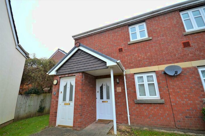 2 Bedroom Maisonette To Rent In Woodruff Way, Thornhill, Cardiff, CF14