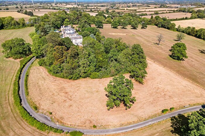 6 Bedroom Detached House For Sale In Old Gloucester Road, Winterbourne, BS36