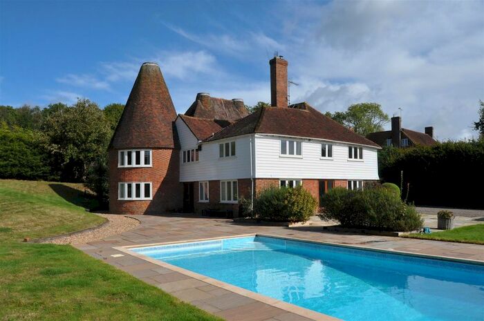 5 Bedroom Detached House To Rent In Goddards Green Road, Benenden, Kent, TN17