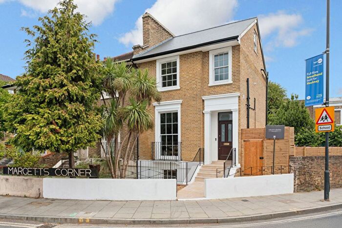 4 Bedroom End Terrace House For Sale In Dalston Lane, London, E8