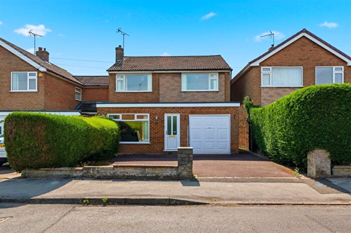 3 Bedroom Detached House For Sale In Woodland Drive, Southwell, NG25