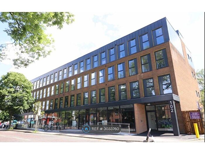 2 Bedroom Flat To Rent In Manchester Road, Manchester, M21