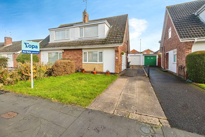 2 Bedroom Semi Detached House For Sale In Chiltern Road, Lincoln, LN5