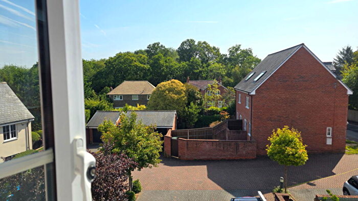2 Bedroom Flat For Sale In Harrier Road, Bishops Green, Newbury, RG20