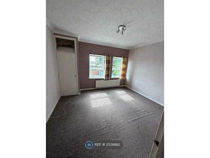 1 Bedroom Flat To Rent In Grand Court, Gillingham, ME7