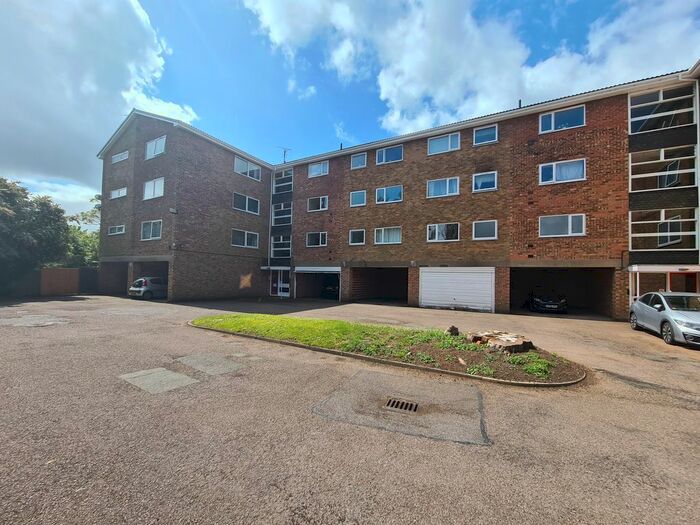 1 Bedroom Flat To Rent In Woodleigh Court, Redditch Road, Birmingham, B38