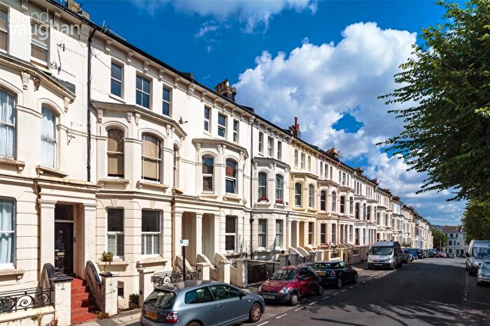Flat To Rent In Albert Road, Brighton, BN1