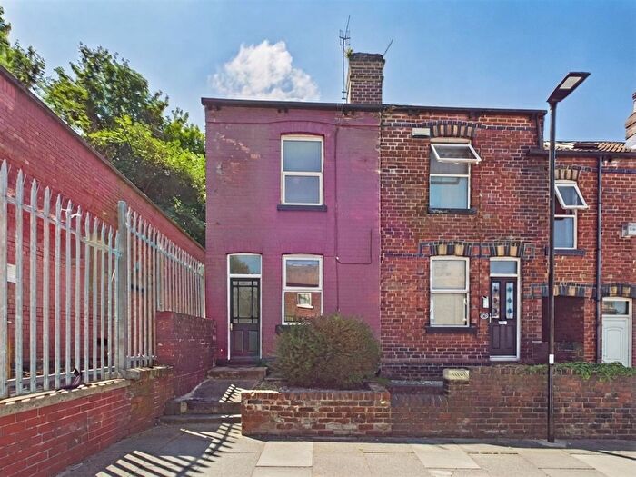 3 Bedroom Terraced House For Sale In Marmion Road, Ecclesall, Sheffield, S11