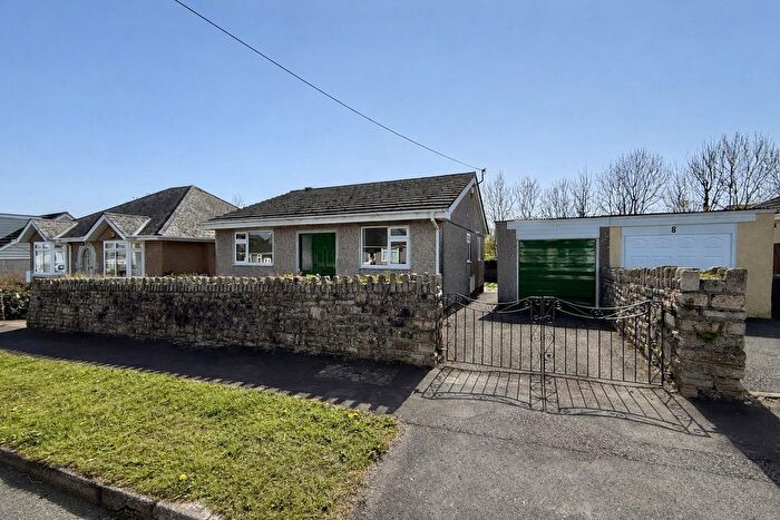 2 Bedroom Bungalow For Sale In Westwood Avenue, Plymouth, PL6