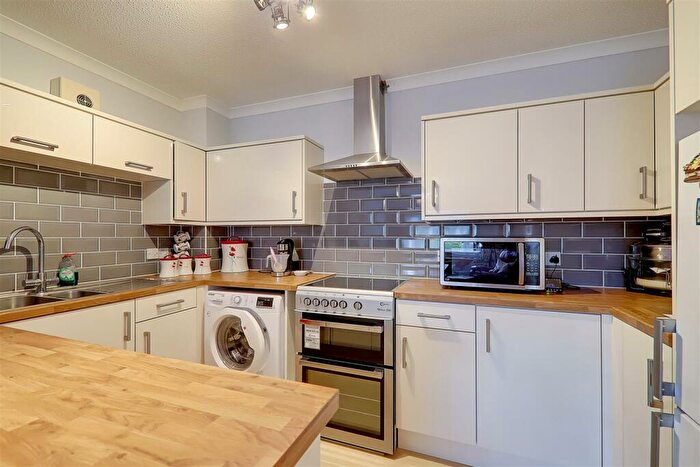 2 Bedroom Retirement Property For Sale In The Cloisters, Carnegie Road, Worthing, BN14