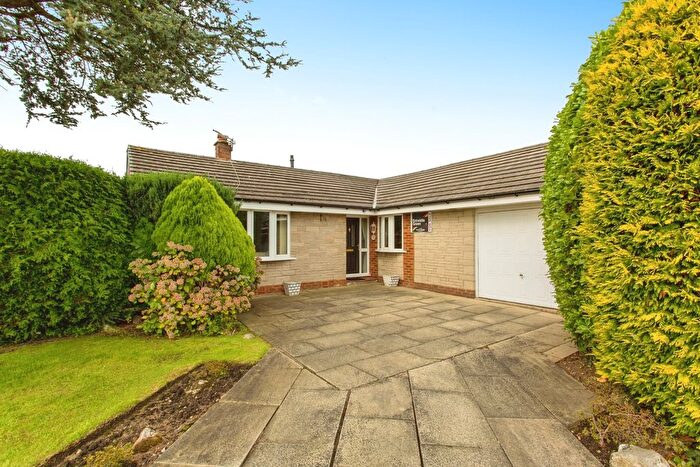 3 Bedroom Bungalow For Sale In Wasdale Close, Leyland, Lancashire, PR25