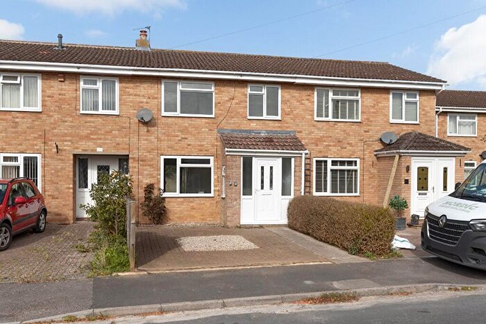 3 Bedroom Terraced House For Sale In Fleur De Lys Drive, Southwick, BA14