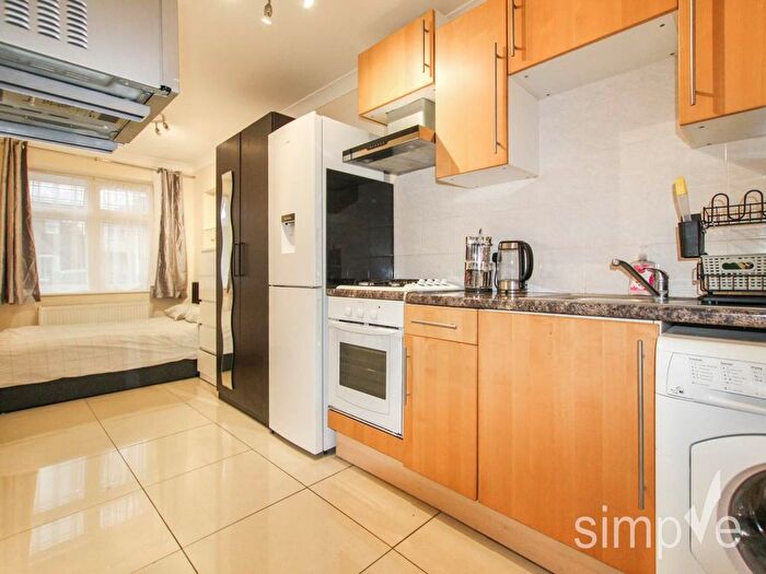 Studio To Rent In Coronation Road, Hayes, Middlesex, UB3