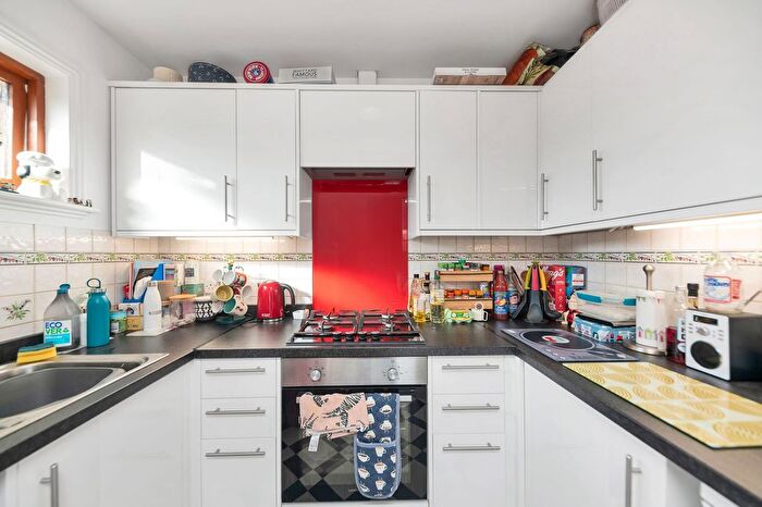 1 Bedroom Flat For Sale In Gower Road, The Ashes, SG8