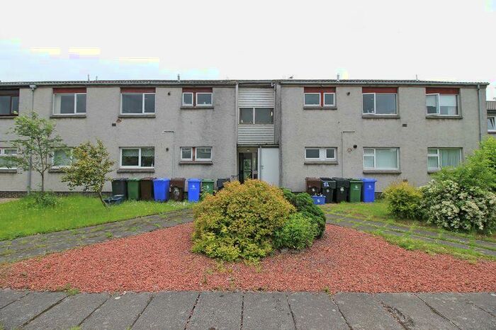 3 Bedroom Flat To Rent In Castle Vale, FK9