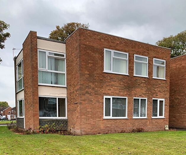 2 Bedroom Flat To Rent In Flat, Fernleigh Road, Walsall, WS4