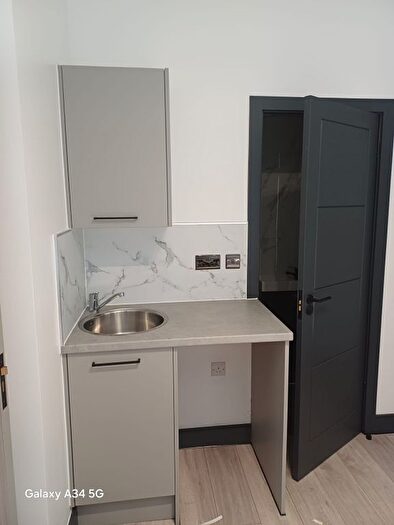 Studio To Rent In Wealdstone, HA3