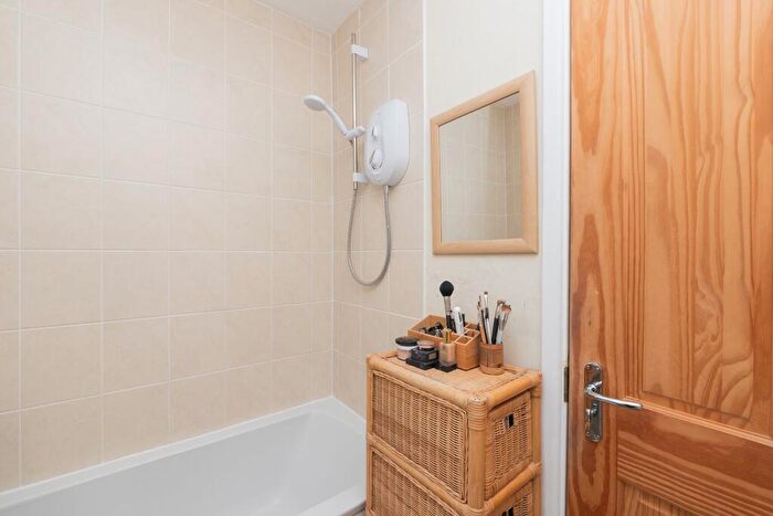 3 Bedroom Terraced House For Sale In Holmes Hill Road, Bristol, BS5