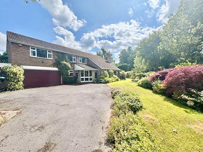 4 Bedroom Detached House For Sale In Main Road Beelsby, DN37