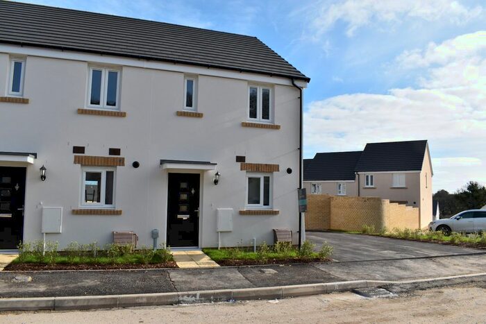 2 Bedroom End Of Terrace House To Rent In Agar Crescent, Falmouth, TR11